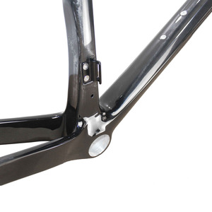 Superleichter Vollcarbon Gravel-Bike-Rahmen, Carbon-Fahrradrahmen mit komplett innenliegender Kabelführung - Product Image 4