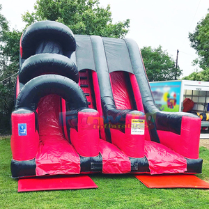 Castillo inflable comercial para niños, tobogán rojo grande con forma de granja para fiestas y eventos al aire libre - Product Image 3