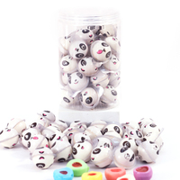China Fabriek Directe Verkoop Halal OEM 3D Exploderende Fruitige Oogbol Aardspin Gummy Candy Fruit Sandwich