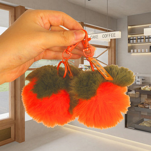 Porte-clés en peluche kaki 3D, dessin animé, mousqueton, accessoire pour clés en fil doux - Product Image 1