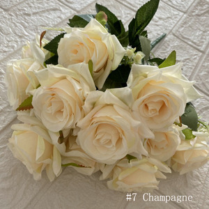 Bouquet de fleurs artificielles de rose de <span class=keywords><strong>soie</strong></span> de conception nouvelle Bouquet de rose de <span class=keywords><strong>soie</strong></span> de 12 têtes pour des bouquets de mariée - Product Image 4