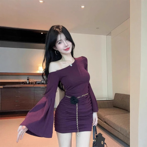 Purple Asymmetric Off Shoulder Bodycon Dress With <b>Waist</b> <b>Chain</b> High <b>Waist</b> Pleated Cocktail Dress For Women - Product Image 1