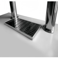 Mesin Pendingin Bir Profesional 8 Tap Stainless Steel Commercial Grade Bridge Tower Kegerator 2 Pintu