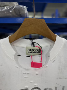 T-shirts pour hommes Satoshi <span class=keywords><strong>Nakamoto</strong></span> à manches courtes, design respirant à trous blancs, vente en gros d'usine, mode streetwear gothique - Product Image 2