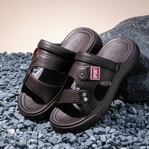 Sandales de plage classiques pour hommes 2026 – Vente en gros, antidérapantes, respirantes, décontractées, imperméables et légères pour l'été en extérieur - Product Image 1