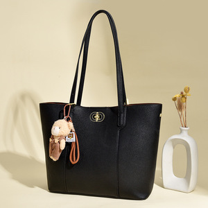 Bolsos cruzados de diseño de moda, bolsos de hombro de cuero PU de alta calidad, bolsos de mano casuales de lujo para mujer - Product Image 1