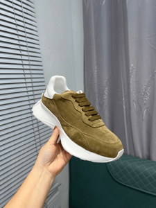 Alexander - Zapatillas Deportivas Unisex de Plataforma con Suela Gruesa y Parte Superior Baja, en Gamuza, con Mc. Calzado Casual con Cordones y Tacón en Contraste para el Día a Día de la Reina - Product Image 2