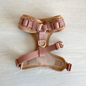 Conjunto de collar y correa para perro con forro polar de lujo OEM de fabricante 2024, conjunto de arnés para perro de lana de peluche cálido para invierno - Product Image 2