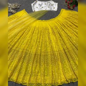 คอลเลคชั่นใหม่ lehenga choli กับ faux georgette งานปักลำดับ lehenga choli ขายส่งหรูหราเลื่อมลูกปัดทำงานขายส่ง - Product Image 2