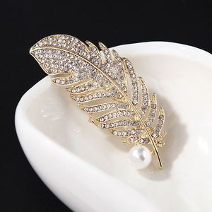 Fashionable Alloy Feather Leaf <b>Brooch</b> Rhinestone Color Retention Accessories for Men Women Children for Weddings Engagements - Product Image 4