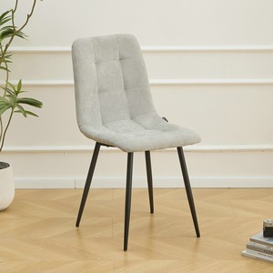 Sillas de Comedor Elegantes: Asiento Acolchado de Terciopelo Marrón Intenso con Patas de Metal Negro para Comedor o Sala de Estar - Product Image 5