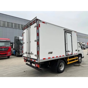 Camionnette frigorifique miniature diesel manuelle JMC pour le transport de légumes et de fruits - Boîte et joints de porte personnalisés inclus - Product Image 5