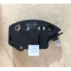 Régulateur de tension 12V pour <span class=keywords><strong>voiture</strong></span> FORD Nissan Primera 1.6 P10 LRA460 162081 YR818 IL223 RTR9152 - Product Image 3