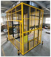 Plateforme élévatrice de fret à rail de guidage pour entrepôt, capacité 2 tonnes, hauteur de levage 1-28 mètres, à vendre