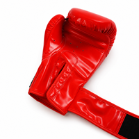 Gants de boxe en cuir PU souple rouge pour enfants, fermeture auto-agrippante, sangle de poignet réglable, pour entraînement et sparring, couleur personnalisable, OEM