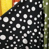 Morbido Nero Irregolare Puntino di Polka Chiffon Stampato Tessuto per Camicie di Vestito al Metro, Bianco, Rosa, verde e Viola
