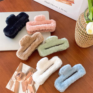 冬季保暖头饰皮草大尺寸14厘米发爪夹优雅蓬松下巴抓绒球发夹厚发女性 - Product Image 4