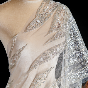 Vải ren <span class=keywords><strong>polyester</strong></span> bóng đính hạt cao cấp, vải lưới thêu <span class=keywords><strong>sequin</strong></span> trắng đơn giản đính hạt dùng cho váy áo - Product Image 1