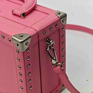 Daily Style PU Leather Crossbody Bag Women Custom Logo Factory Direct Low MOQ Ladies Shoulder Bag - Product Image 4