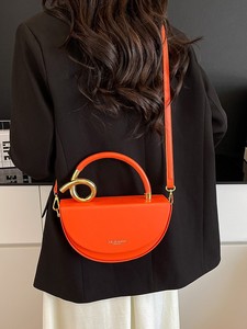 Bolso de Diseño Exclusivo de Alta Gama, Estilo Vintage, Forma de Media Luna, Poliéster, Simple, Versátil, Bandolera, Cierre Magnético - Product Image 6