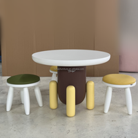 Table basse de luxe nordique en bois, design moderne, durable, écologique, avec panneau décoratif et structure en acier inoxydable pour salon et maison