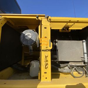 รถขุดตีนตะขาบ Komatsu PC200 มือสอง 20 ตัน สภาพใหม่มาก คุณภาพสูง ประหยัดน้ำมัน เหมาะสำหรับงานก่อสร้าง - Product Image 4