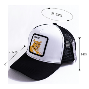 Cappello Trucker Coyote in Tessuto a Rete, 6 Pannelli, Unisex, Casual, Primavera-Estate, Traspirante, Impermeabile, con Ricamo sul Pannello Frontale - Product Image 1