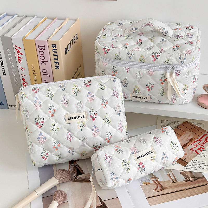 ไวท์การ์เด้น