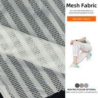 Tissu en maille respirant et à séchage rapide rayé blanc 80 g/m² pour doublure de shorts et vêtements de sport en maille 100 % polyester