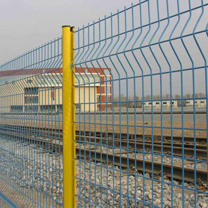 Thiết kế hiện đại sơn tĩnh điện 3D Hàn vườn an ninh hàng rào dây sắt khung thép carbon bài viết cho bãi trang trại thiên nhiên không thấm nước - Product Image 3