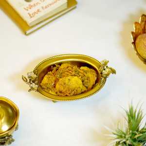 Bol à collation antique en laiton pour fruits secs, noix et en-cas, bol décoratif indien vintage pour la maison, l'hôtel et le restaurant - Product Image 1