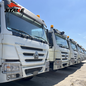 Camion tracteur d'occasion <span class=keywords><strong>CRRC</strong></span> Howo Diesel Euro2 351-450ch 10 roues 6x4 Suspension pneumatique droite Weichai pour transport logistique - Product Image 1