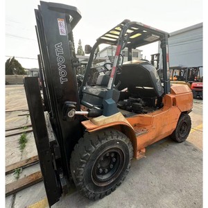 Buena maquinaria de elevación de segunda mano, carretilla elevadora de 5 toneladas, carretilla elevadora diésel Toyota FD50 usada de 5 toneladas para gran oferta - Product Image 1