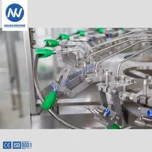 Fabricante personalizado botella de plástico completamente automática agua mineral tres en uno máquina de llenado