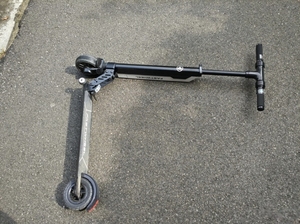 Scooter eléctrico todoterreno de neumáticos gruesos de alta velocidad, marca Fastwheel, nuevo, con batería de litio, plegable y con asiento para adultos. - Product Image 5