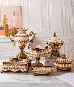 Vase à fleurs en laiton fait main-Décor d'hôtel en émail blanc peint à fleurs - Product Image 5