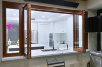 Vente en gros de Pergola en aluminium de qualité supérieure au design moderne Coulissante horizontale en accordéon pour fenêtres pliantes