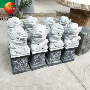 公墓石狮雕像和中国喷狗雕像宣传雕塑和石风水石子雕刻