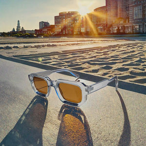 Nouveauté 2025 – Lunettes de soleil de luxe unisexe à monture épaisse et cerclée, dégradées transparentes, montures noires, protection UV400, forme carrée, en stock - Product Image 2