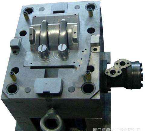 Automotive Plastic Parts Mould