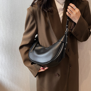 Sac à main hobo tendance mini uni prêt à expédier, sac à bandoulière pour femmes de haute qualité pour l'hiver - Product Image 6