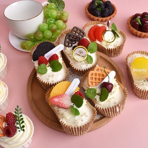 Miniatura de Cupcake de Frutas, Modelo Squishy, Aromatizado, Suave, de PU, Postre Falso Decorativo, Imán para Refrigerador, Accesorio para Fotografía de Panadería y Cafetería, Suministro al por Mayor - Product Image 2