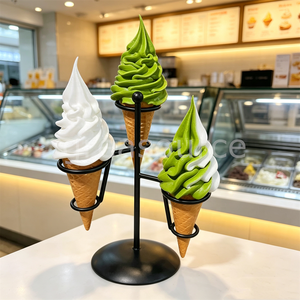 Présentoir en métal noir à 3 trous pour 3 cornets de gaufres artificiels de 17 cm, effet matcha, pour desserts et modèles de présentation en café - Product Image 6