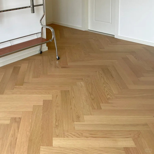Suelo de Parqué de Madera de Roble de Estilo Europeo, Cepillado, de 15 mm y 18 mm, Madera Maciza, Diseño de Espiga, para Salón - Product Image 3