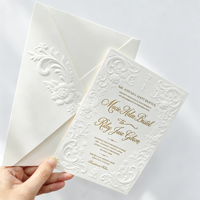 Maßgefertigte Ovale Blumen-Letterpress Hochzeitseinladungskarten Luxuriöse Gestanzte Geprägte Hochzeitseinladungen Mit Umschlag