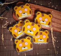 Vente en gros Récipient unique d'emballage de gâteau d'ours mignon avec couvercle Boîte de tiramisu transparente en PET Boîtes de bonbons à dessert en plastique personnalisées