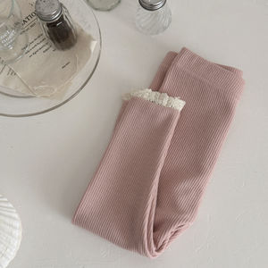 Großhandel anpassbare Leggings Frühling und Herbst Neue einfarbige Farbe mit Spitze und Spitzens aum lässig und einfach süß - Product Image 4