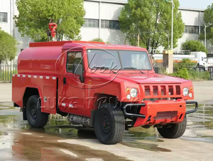 Camion-citerne à eau pour la lutte contre les incendies tout-terrain 4x4, 1200L, haute garde au sol, pour les zones montagneuses - Product Image 3