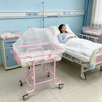 Lit bébé réglable pour enfant, berceau médical pour nourrisson 82x48x95cm avec roulettes, construction en acier et ABS pour crèche, soins à domicile, hôpital