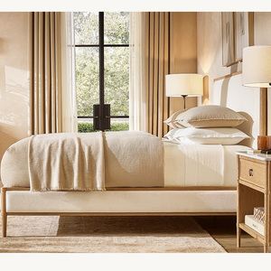 Cama Plataforma Rhoohill Personalizada Estilo Americano em Carvalho Maciço com Design Francês Campestre em Linho para Quarto Principal - Product Image 1